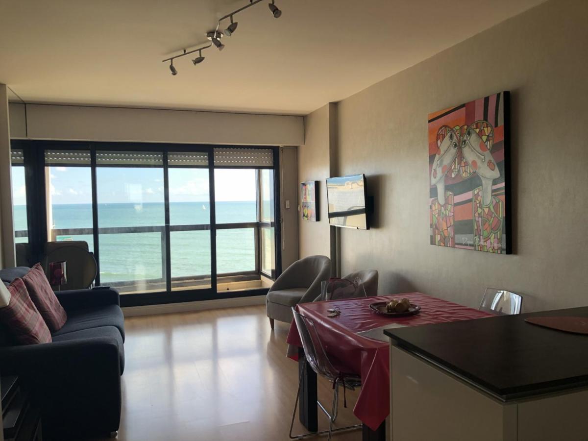 Appartement T2 Refait A Neuf Avec Balcon Face Mer Et Ascenseur, Au Coeur Des Sables-D'Olonne - Fr-1-485-70 Ле-Сабль-д’Олон Экстерьер фото